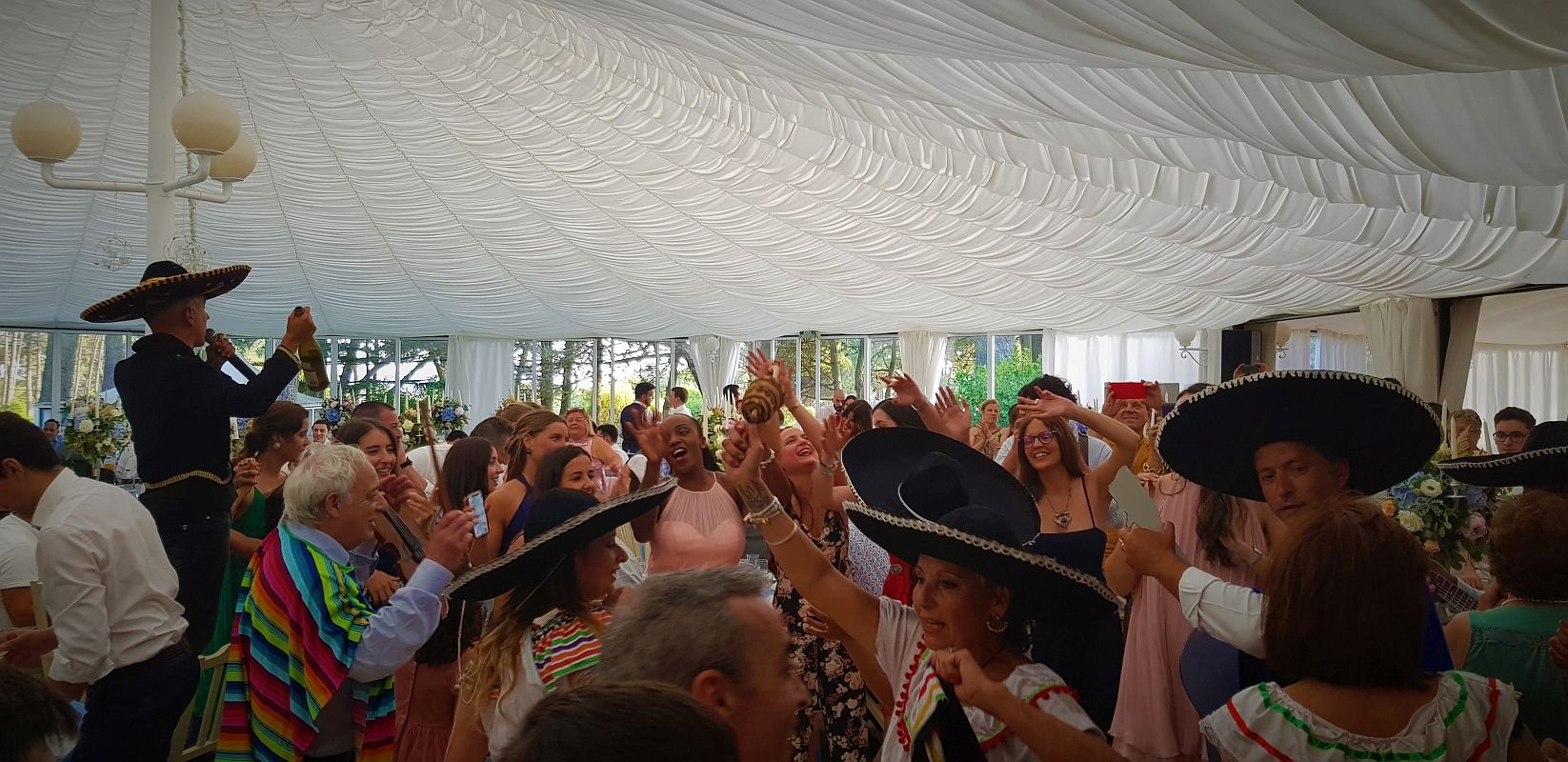 os_animadores_crazy_day_sao_alegres_dinamicos_e_imprevisiveis_55_20191019_1318626251.jpg